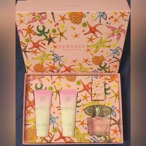 NWT Versace Bright Crystal Eau de Toilette 4 pc Gift Set